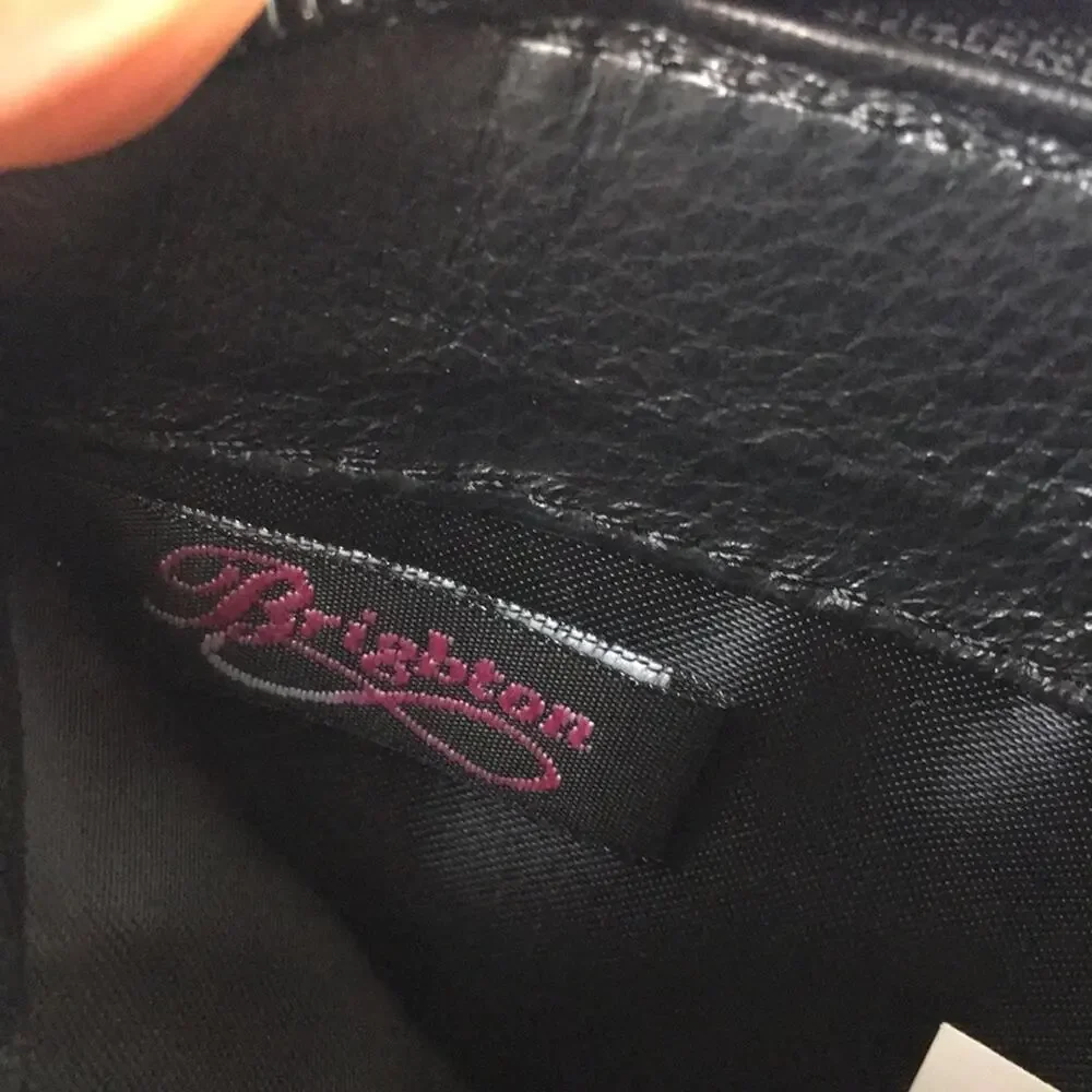 Brighton NWT Venezia Black Leather Zip Wallet
